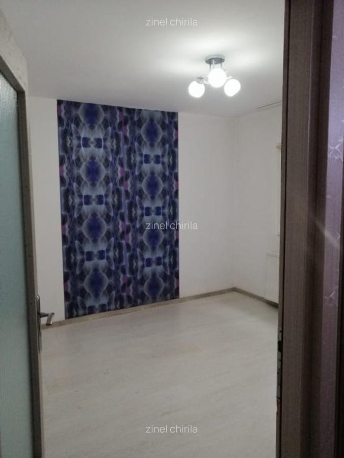 Apartament 4 camere decomandat, 2 bai, 1 boxa mare - Iasi - 12