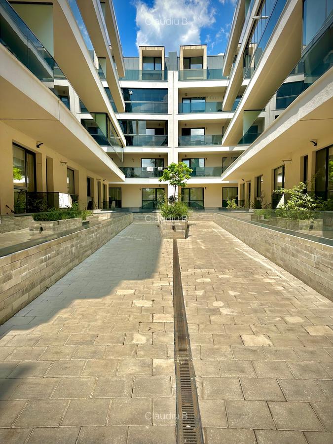 Apartament cu 2 camere semidecomandat, mobilat în 13 Septembrie - 11