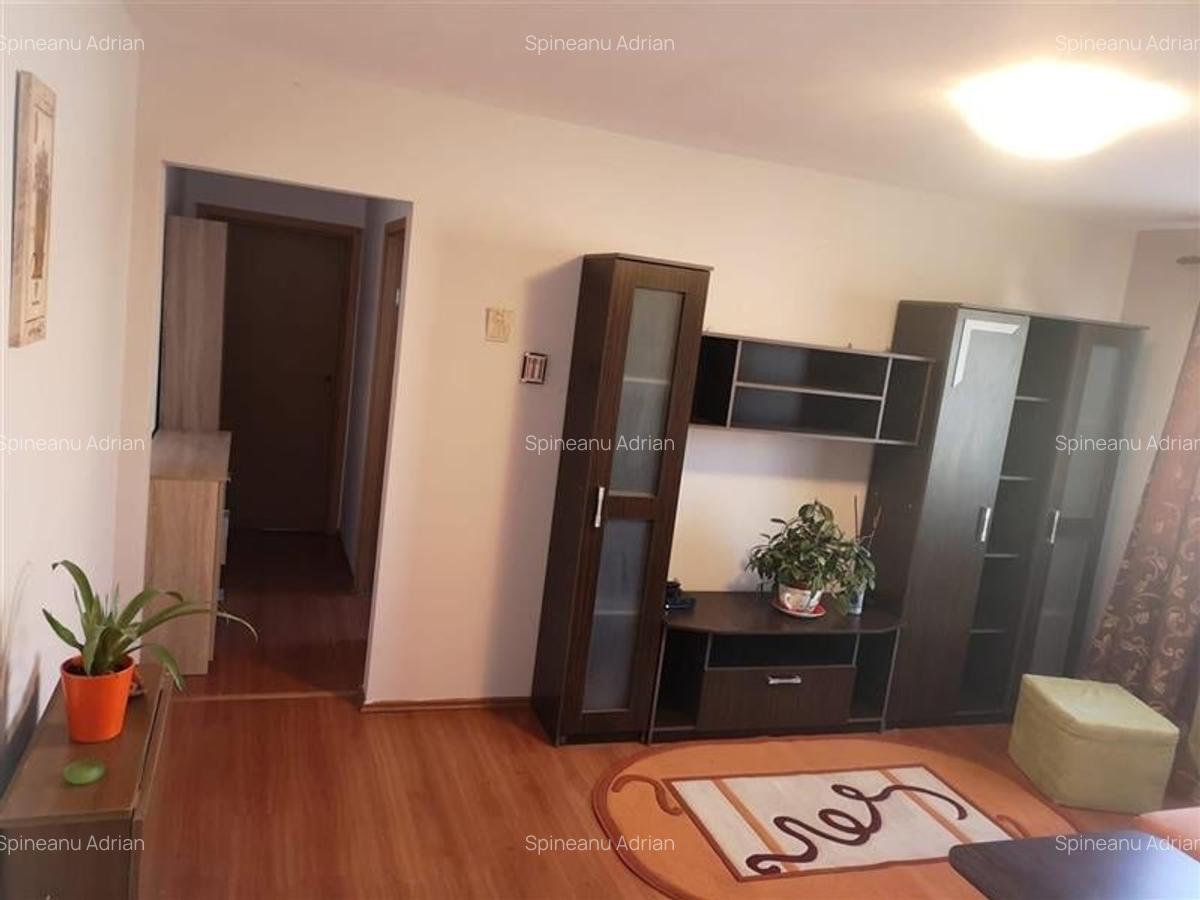 3 camere  Cetatii centrala proprie - 3