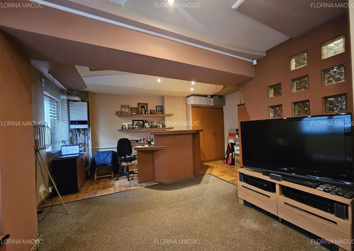 Garsoniera parter, Craiovei, 280 euro - 2