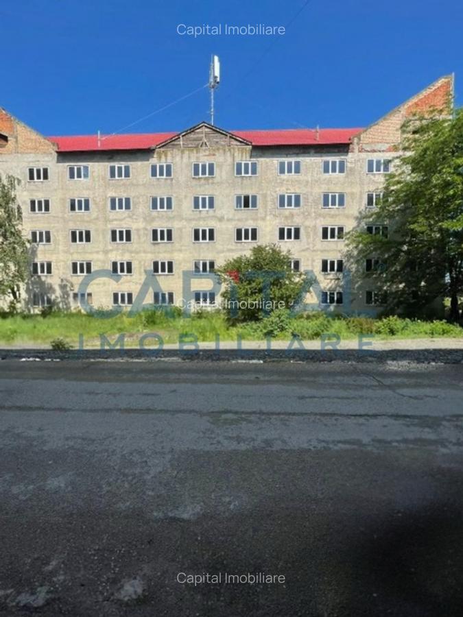 Bloc (camin nefamilisti) format din 70 de garsoniere - 1