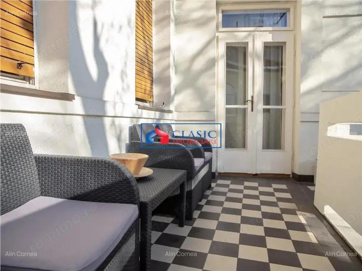 Inchiriere apartament ultrafinisat 2 camere, Centru, Strada Avram Iancu - 10