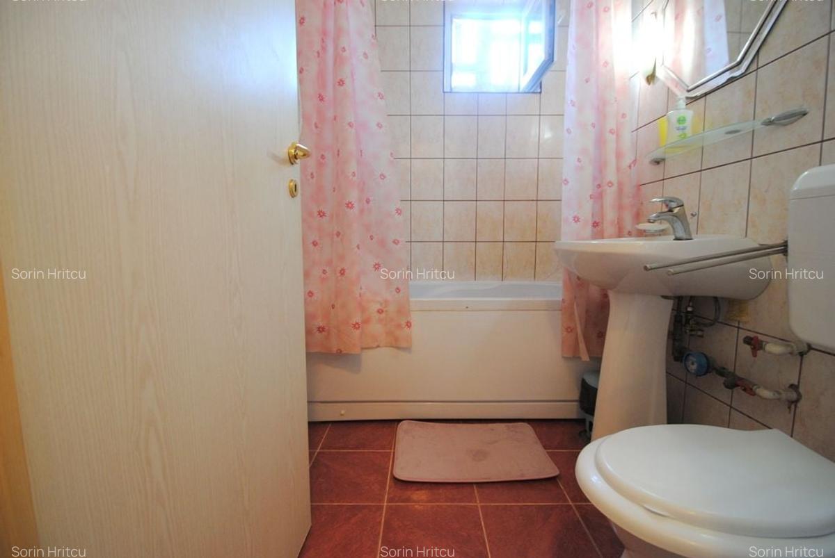 Apartament cu 3 camere de vanzare, in zona Medicina - 11