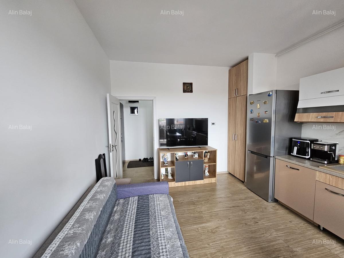Apartament 2 camere, etajul 2, cu parcare, în Giroc, pe Calea Urseni, comision 0 - 5
