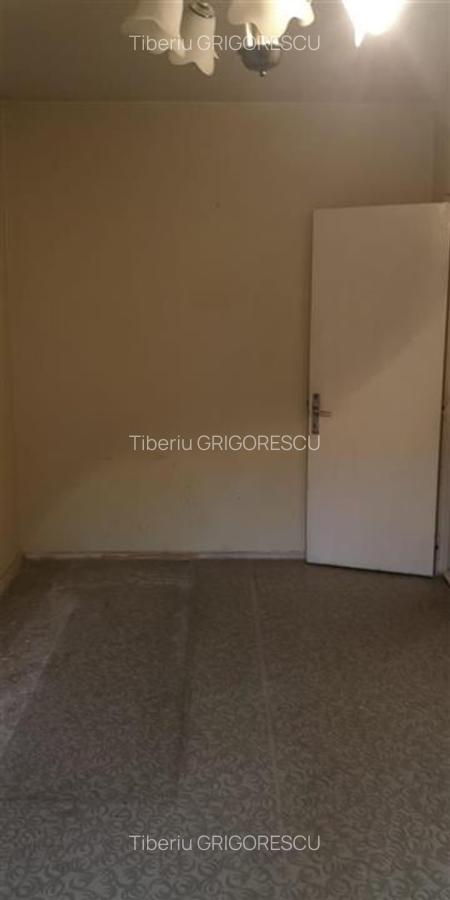 Apartament 3 Camere Astra Decomandat Liber - 9