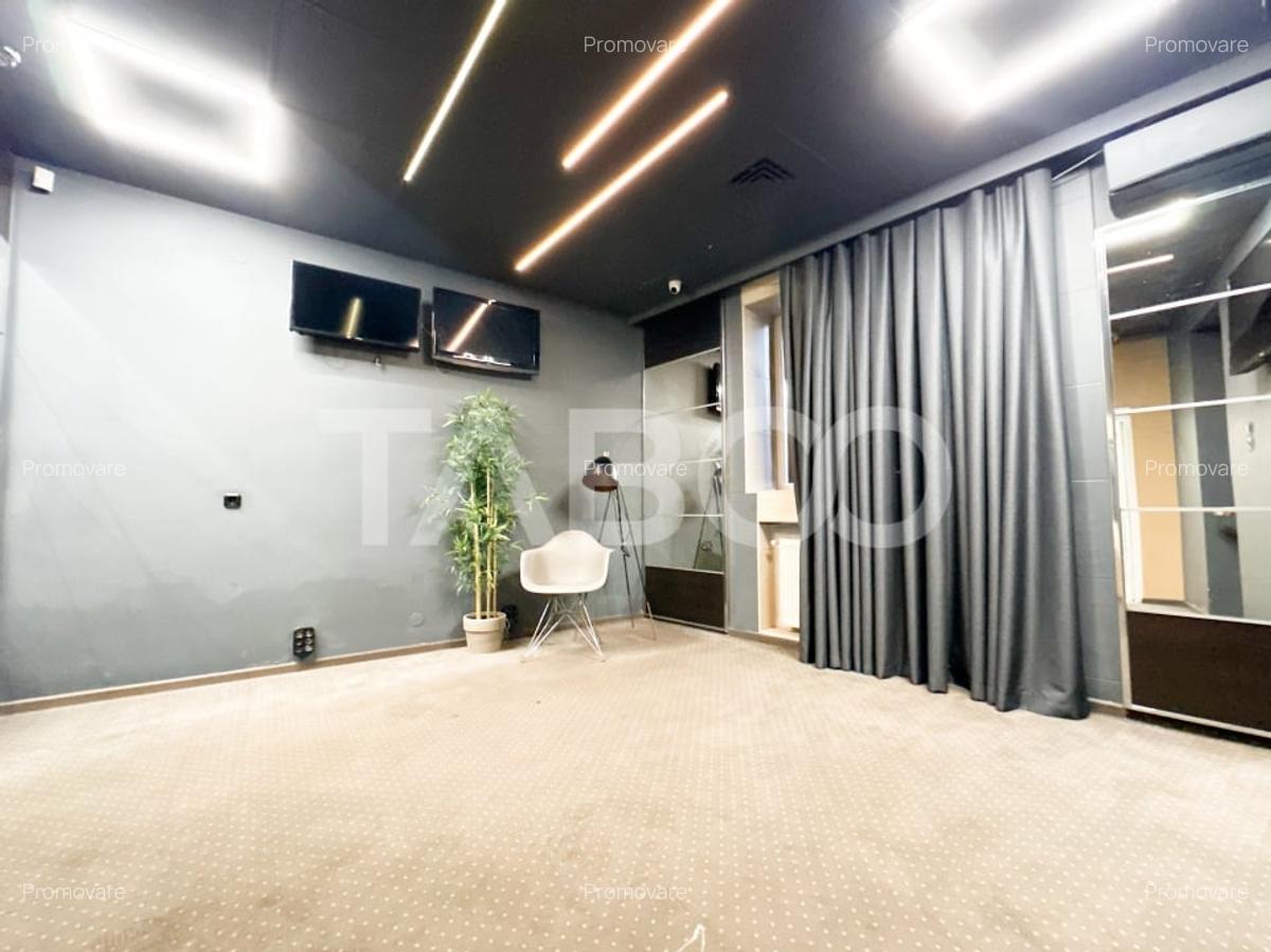 De vanzare spatiu comercial cu vad mare in zona centrala - 4