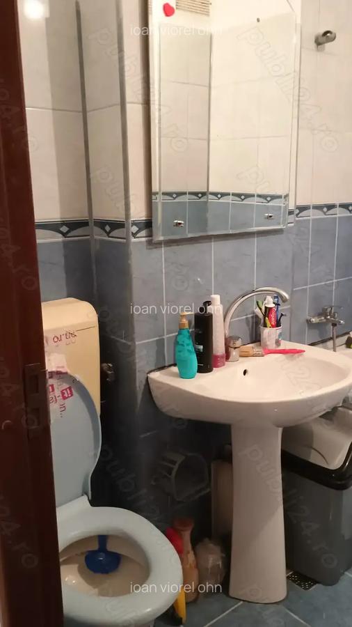 Vand ap.3 camere,decomandat - 2