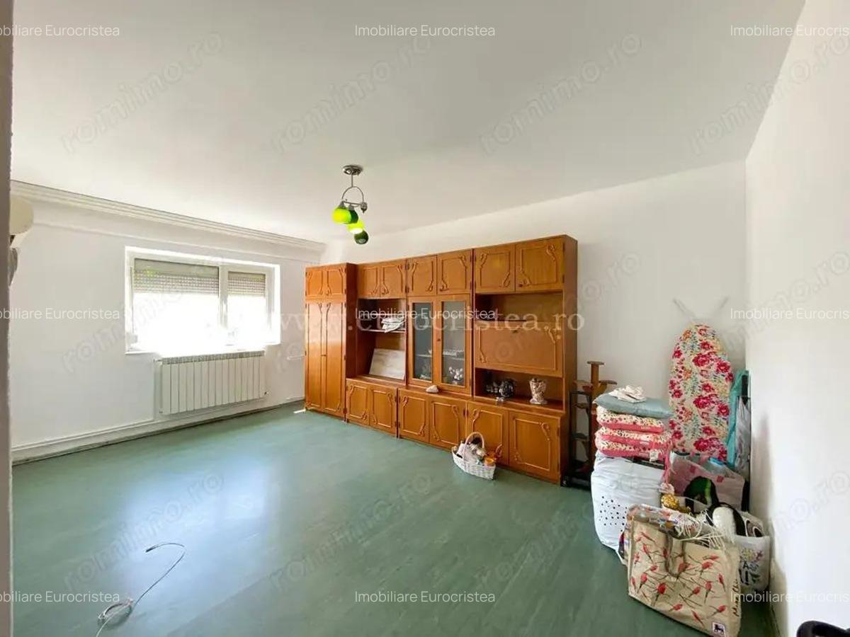 Apartament 3 camere de vanzare Mangalia, zona Sens (Centrul Ora?ului) - La doar 450 m de Plaja - 1