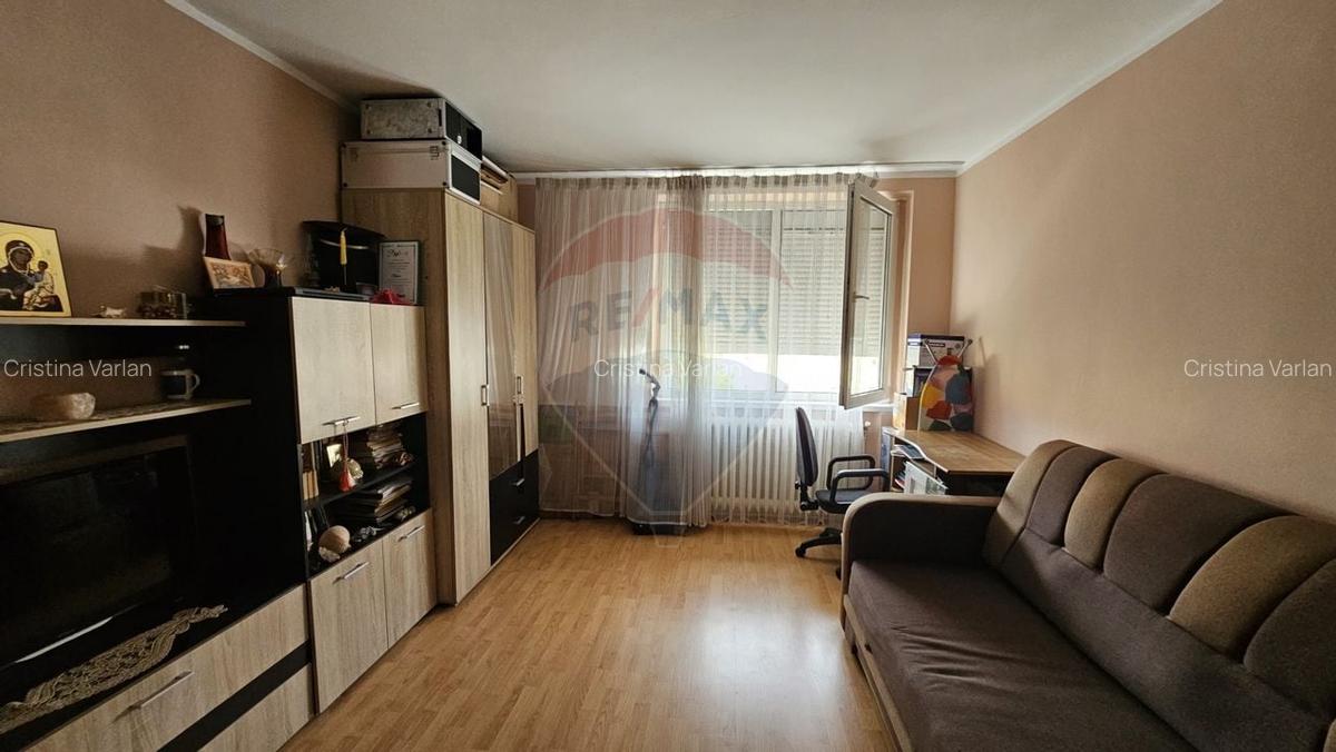 Apartament cu 2 camere de vanzare in zona Precista - 2