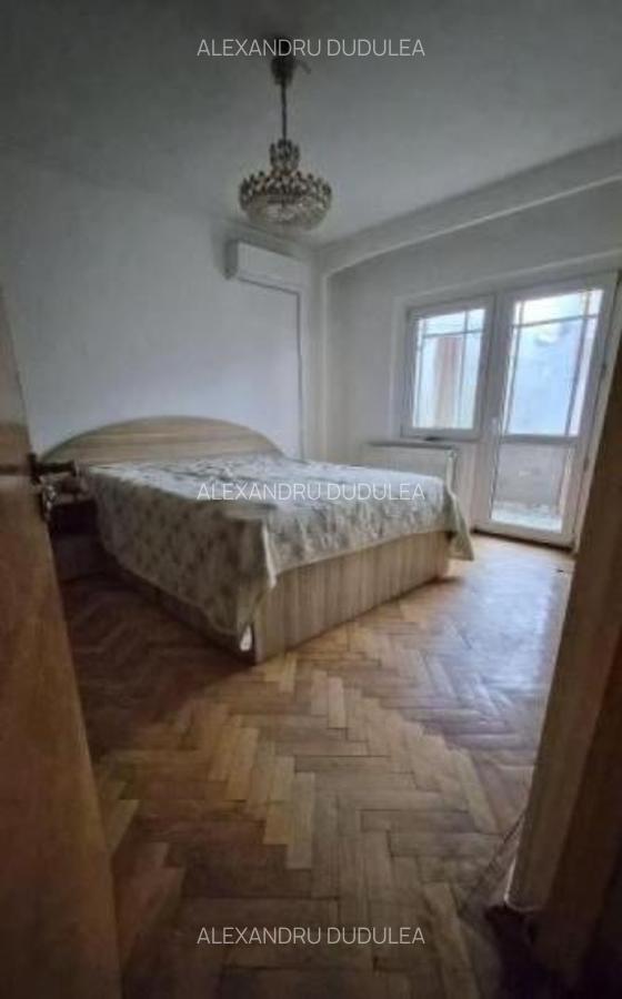 3camere -94mp - bloc 1987 -decomandat -2 bai - 2balcoane - 4