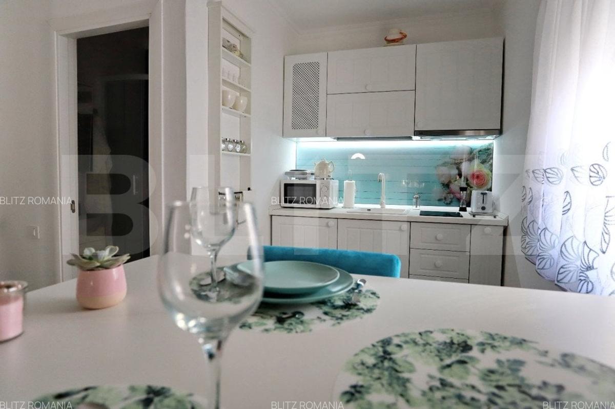 3 apartamente de vanzare, cu 5 camere, 92 mp, zona ultracentrala, Oradea - 1
