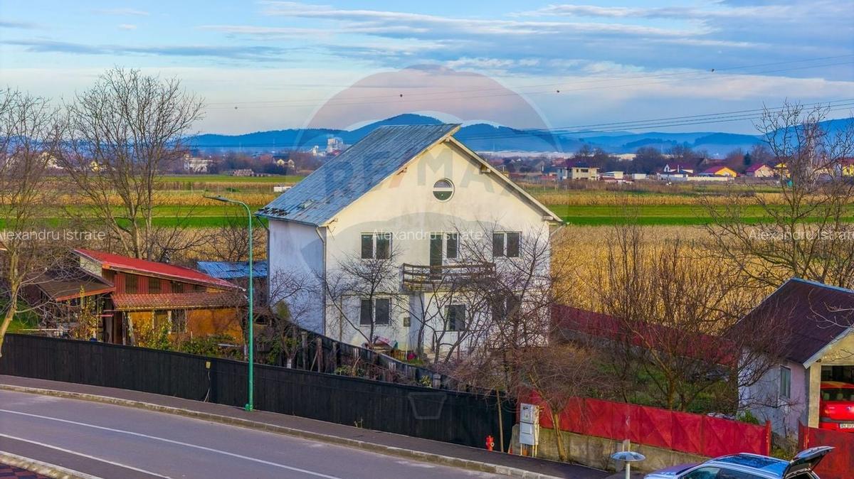 Casa de vanzare | 5 camere | Teren 1,100 mp | STUPINI | COMISION 0% | - 1