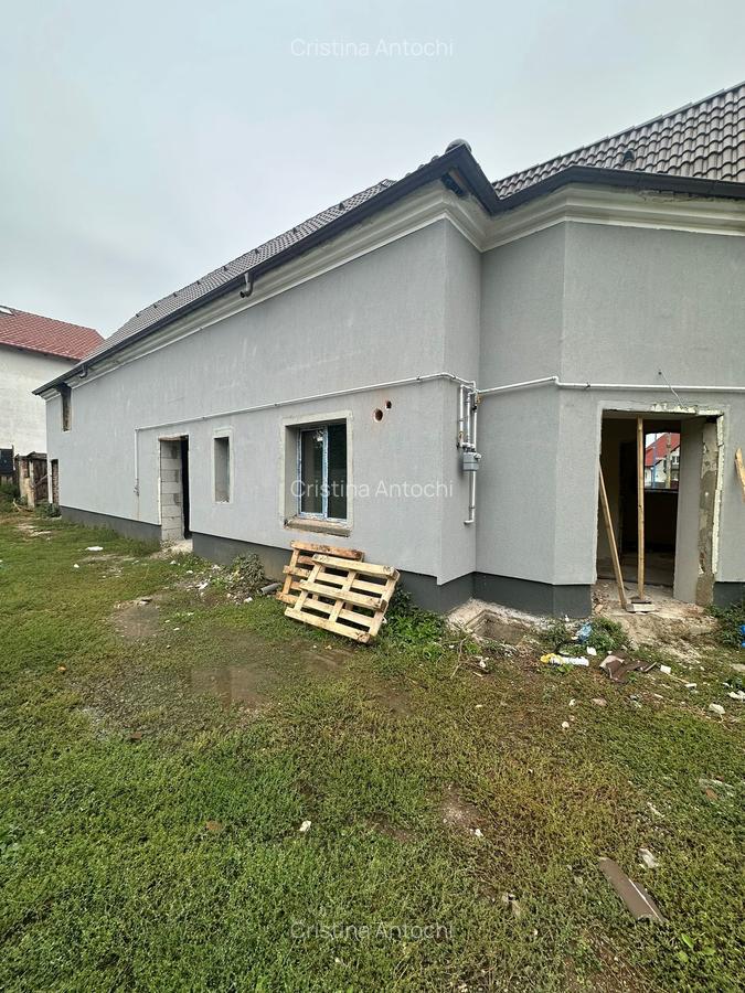 De inchiriat spatiu salon, scaun frizerie sau beauty - 3 De inchiriat spatiu salon, scaun frizerie sau beauty - 3