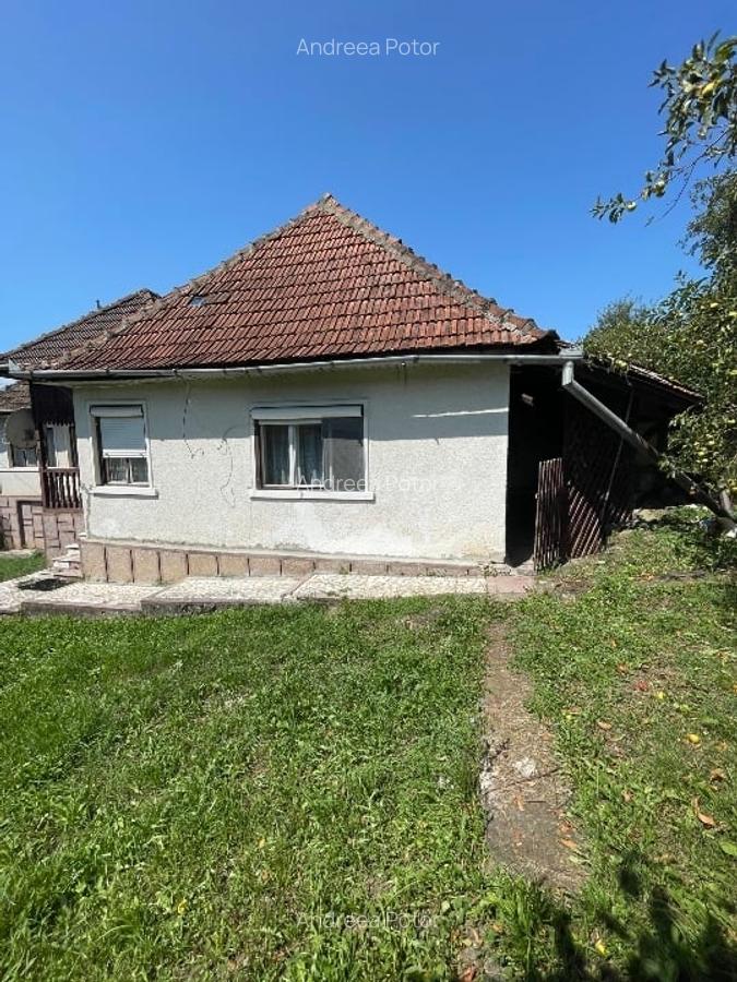 Casă la țară jud Hunedoara - 7