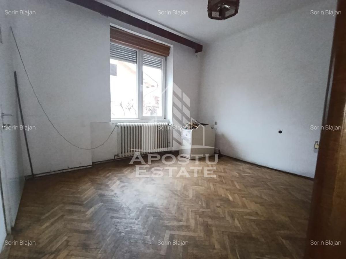 Casa individuala + garaj si anexa, oportunitate investitie, Sagului! - 6