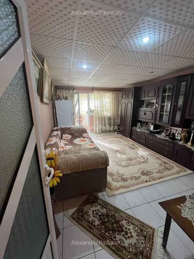 OANCEA-TATARASI ap.2 camere, etajul.1/4, curat, decomandat! - 4