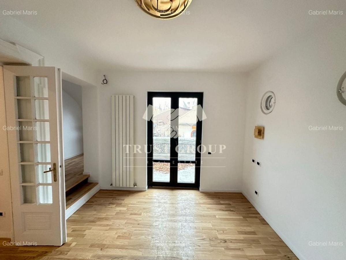 Apartament cu 4 camere decomandat în Romană - 13