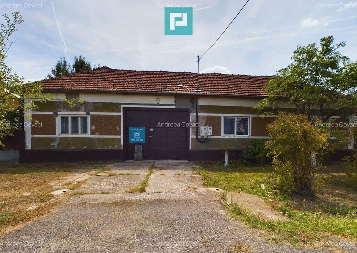 Casa cu 8 Camere in Salajeni - 7