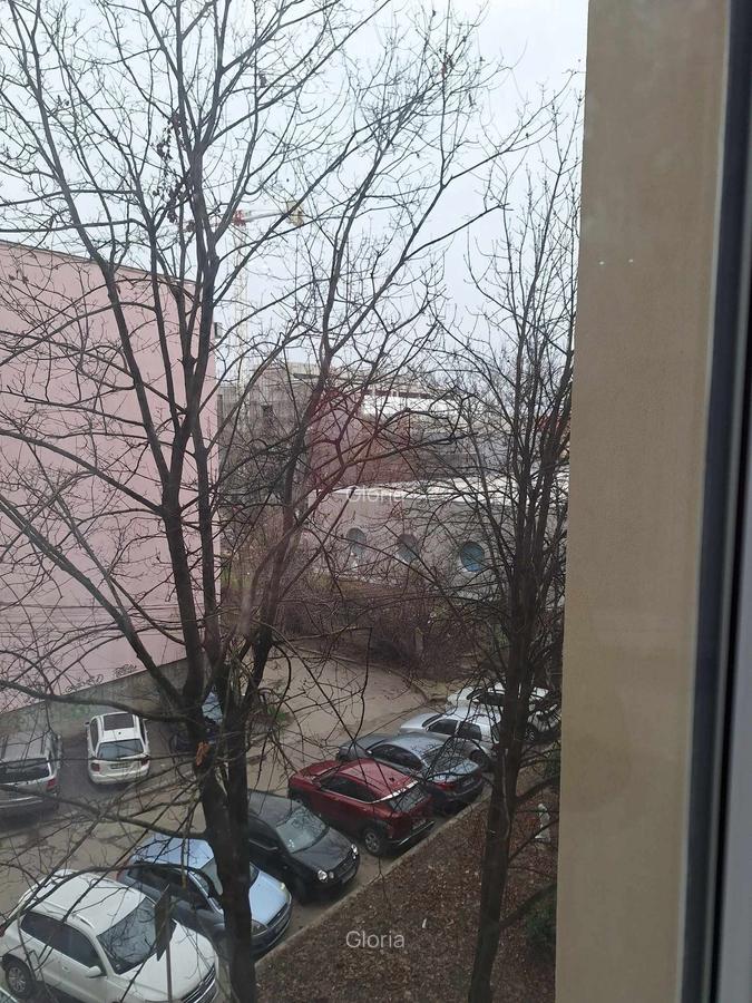 Apartament cu 3 camere decomandat, mobilat în P-ța Unirii - 3