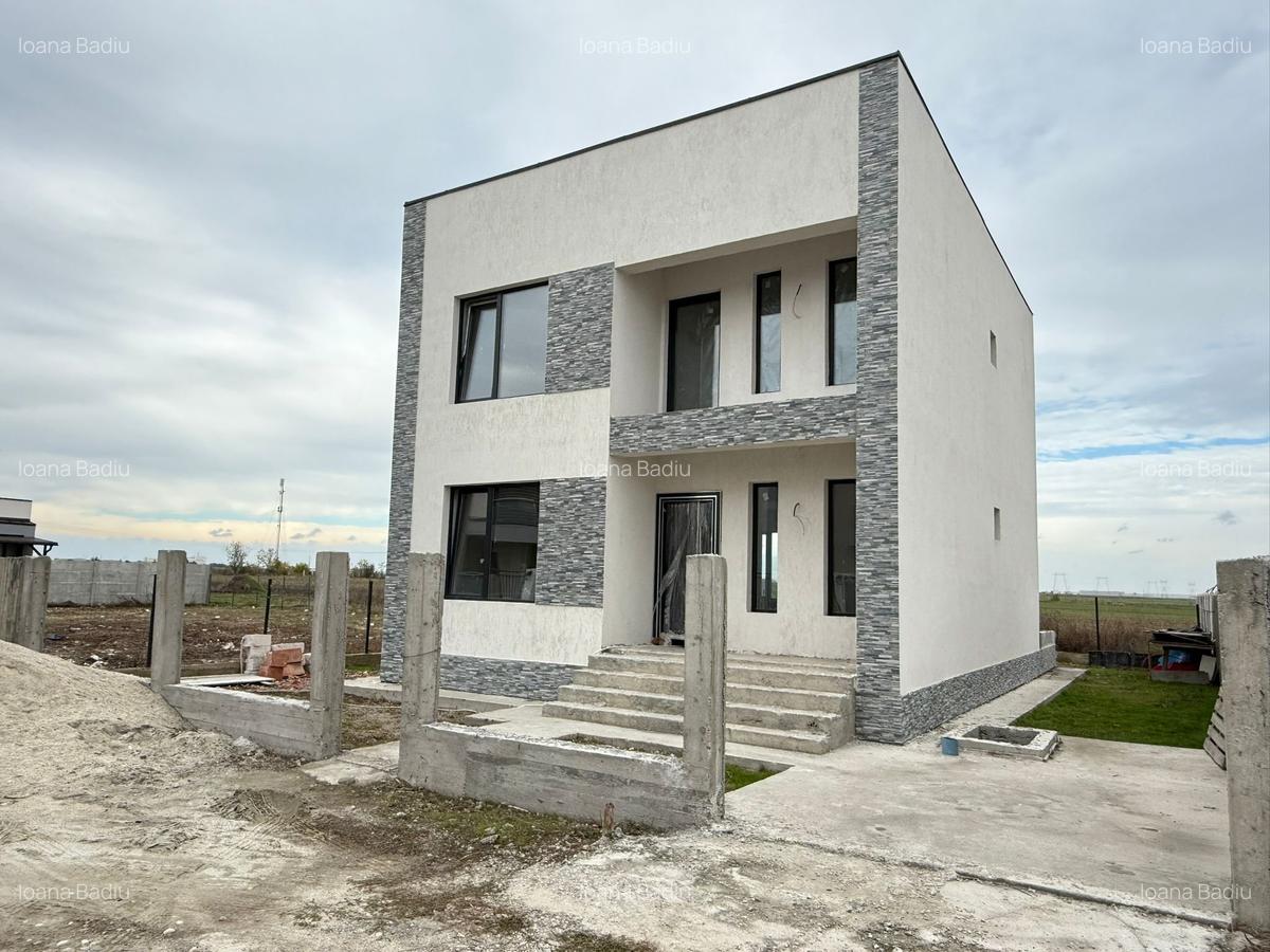 Casă individuala – 4 dormitoare, 3 băi – Teren 280 mp - 2