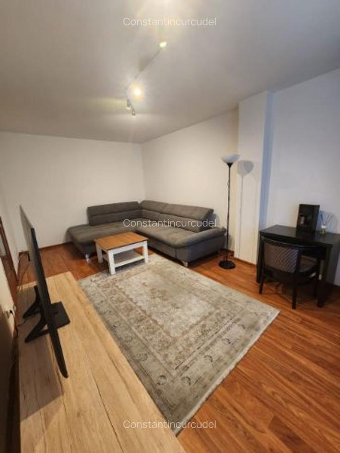Închiriez apartament cu 3 camere in Brașov l, B-dul Grivitei - 1