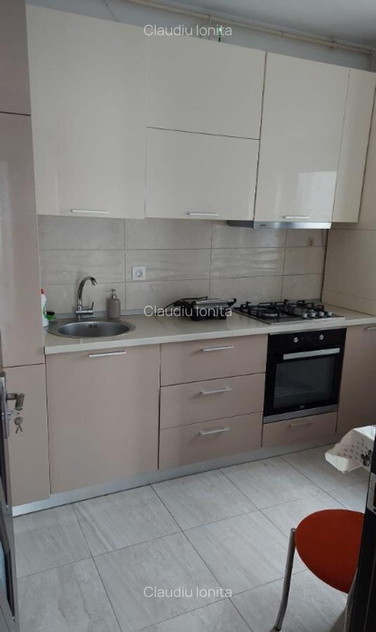 Apartament 2 cam 61 mp+balcon,mobilat,parcare,9min.metrou 1 Decembrie - 15