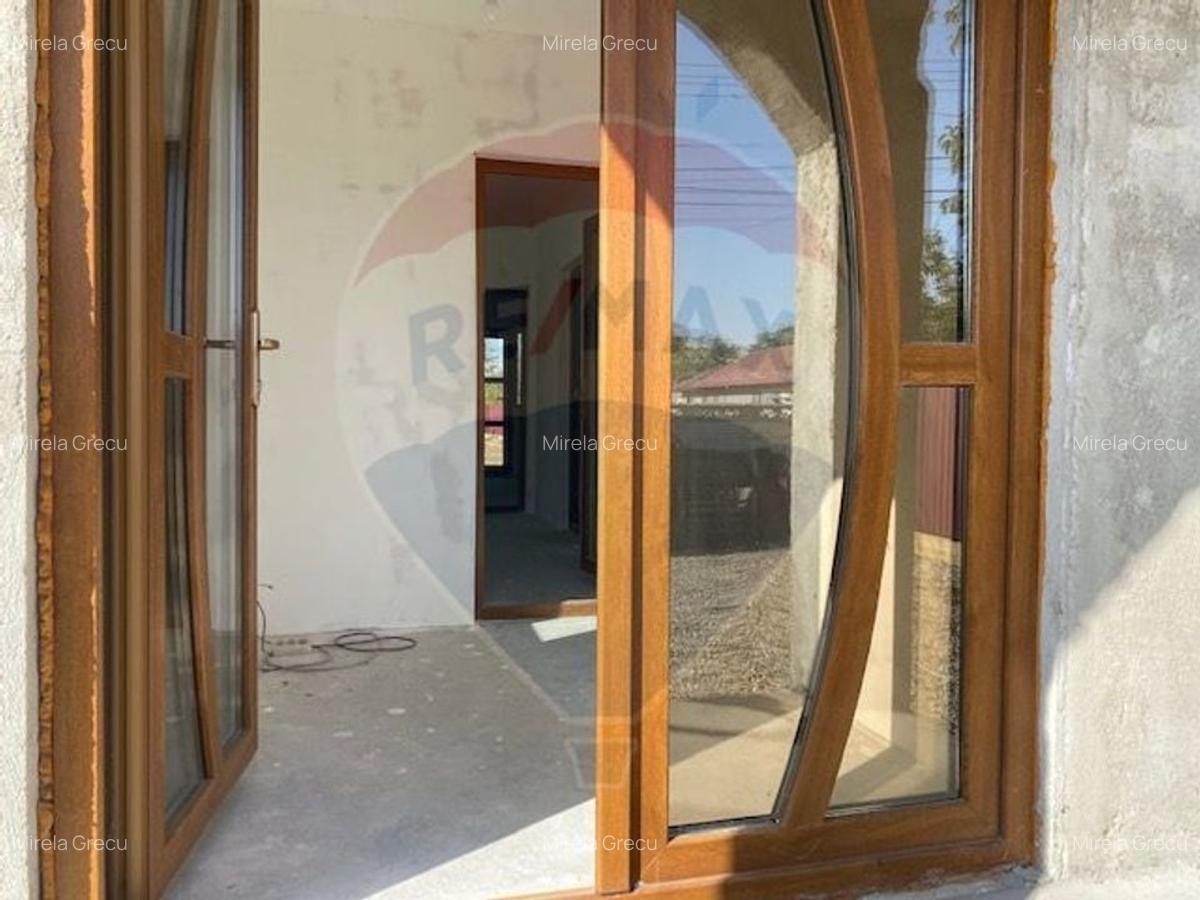 Vanzare vila cu 5 camere-Comuna Lunguletul/ Judetul Dambovita - 11