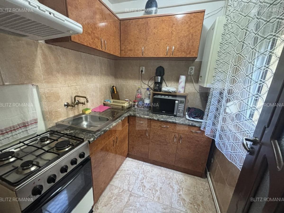 Apartament de vanzare, cu 2 camere, 31 mp, zona Solidaritatii - 1