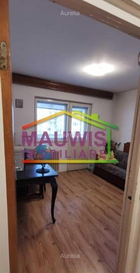 Apartament cu 4 camere decomandat în Iancului - 4