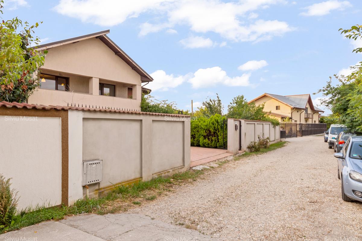 Vilă eleganta, suprafata utila 200 mp, teren 763 mp, Tărtășești - 3