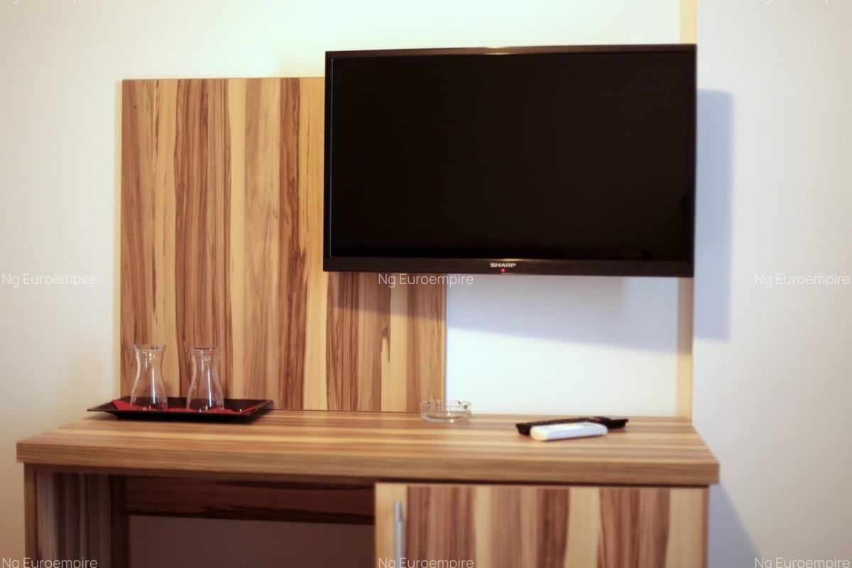 Vila de inchiriat in Mamaia 16 Camere - 2