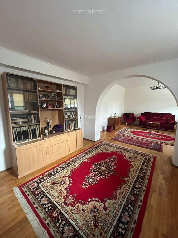 Casă zona ultracentrală - 11