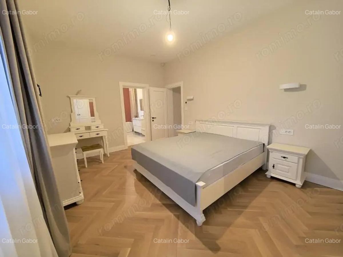 Casa individuala eleganta in Dumbravi?a Zona Padurii | 4 dormitoare - 12