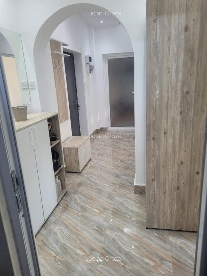 VAnzare apartament 23 camere Bucurestii Noi - Bloc Rusesc - 10
