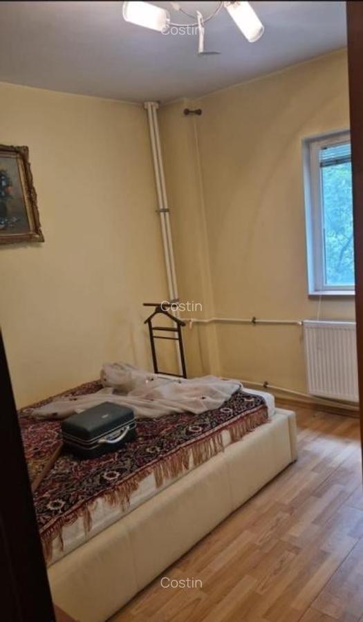 Ap. 3 cam. dec. Tineretului - 5