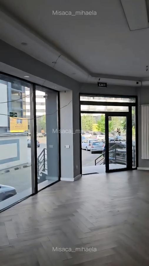 Spatiu comercial  stradal  cu vitrine , renovat,  zona trafic  intens - 10