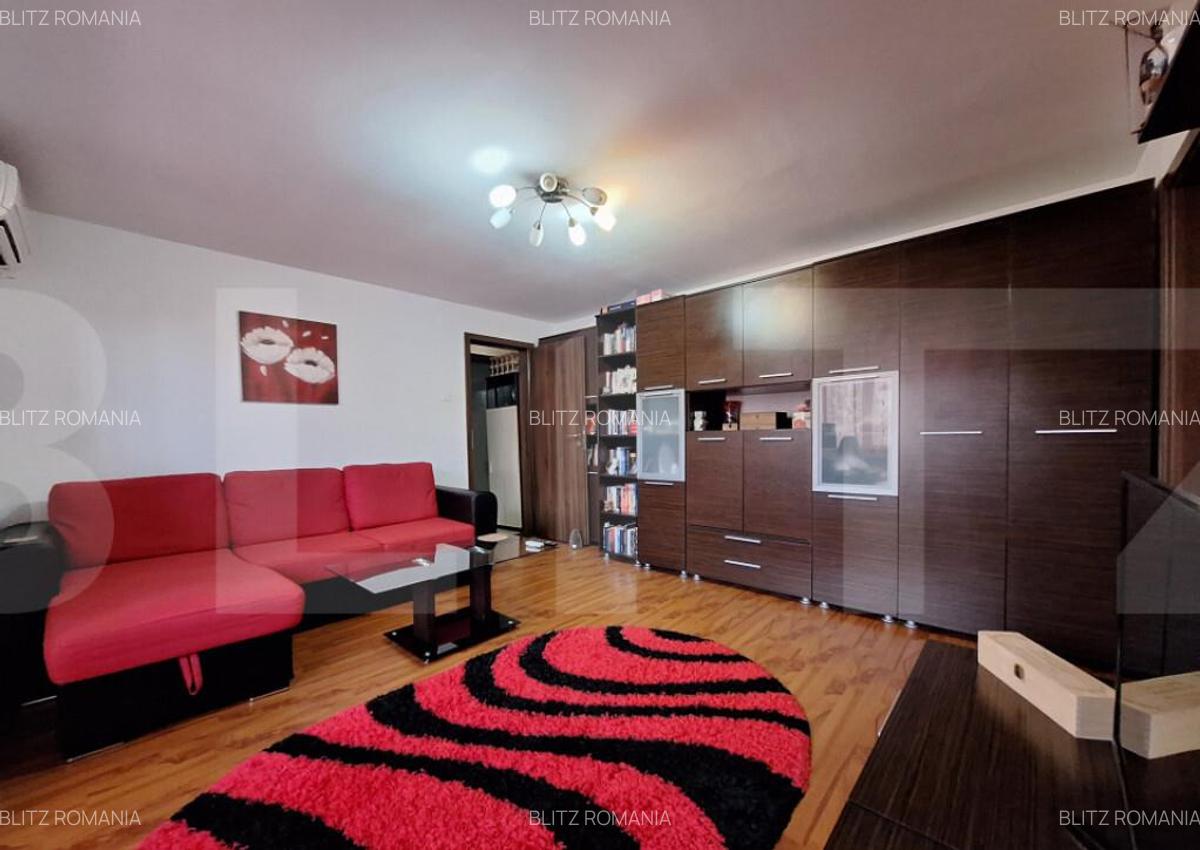 Apartament de vanzare, cu 2 camere, spatios, zona Aradului - 3