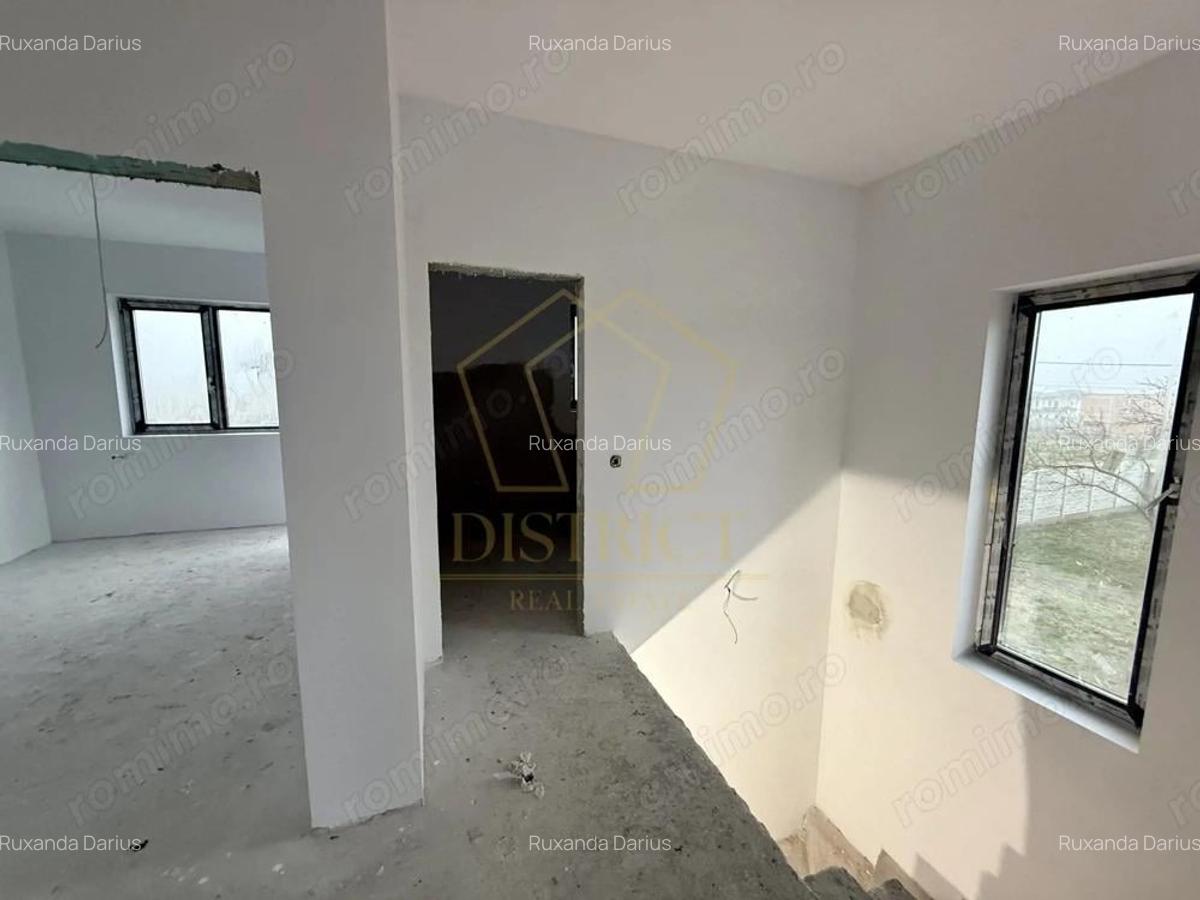 Duplex cu perete dublu cu toate utilitatile | Sanandrei - 9