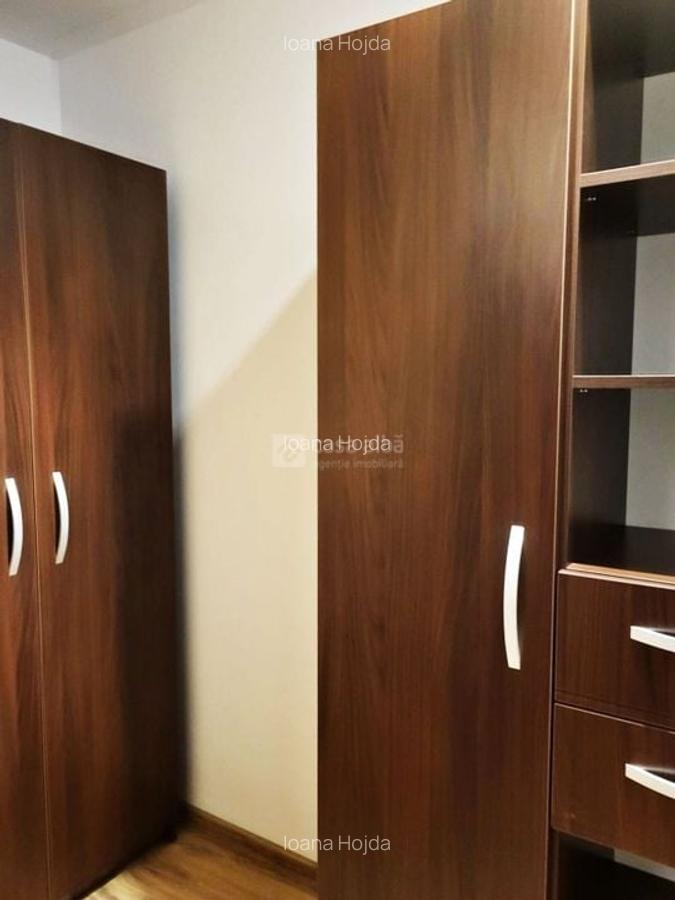 Apartament cu 3 camere semidecomandat, mobilat în Central - 13