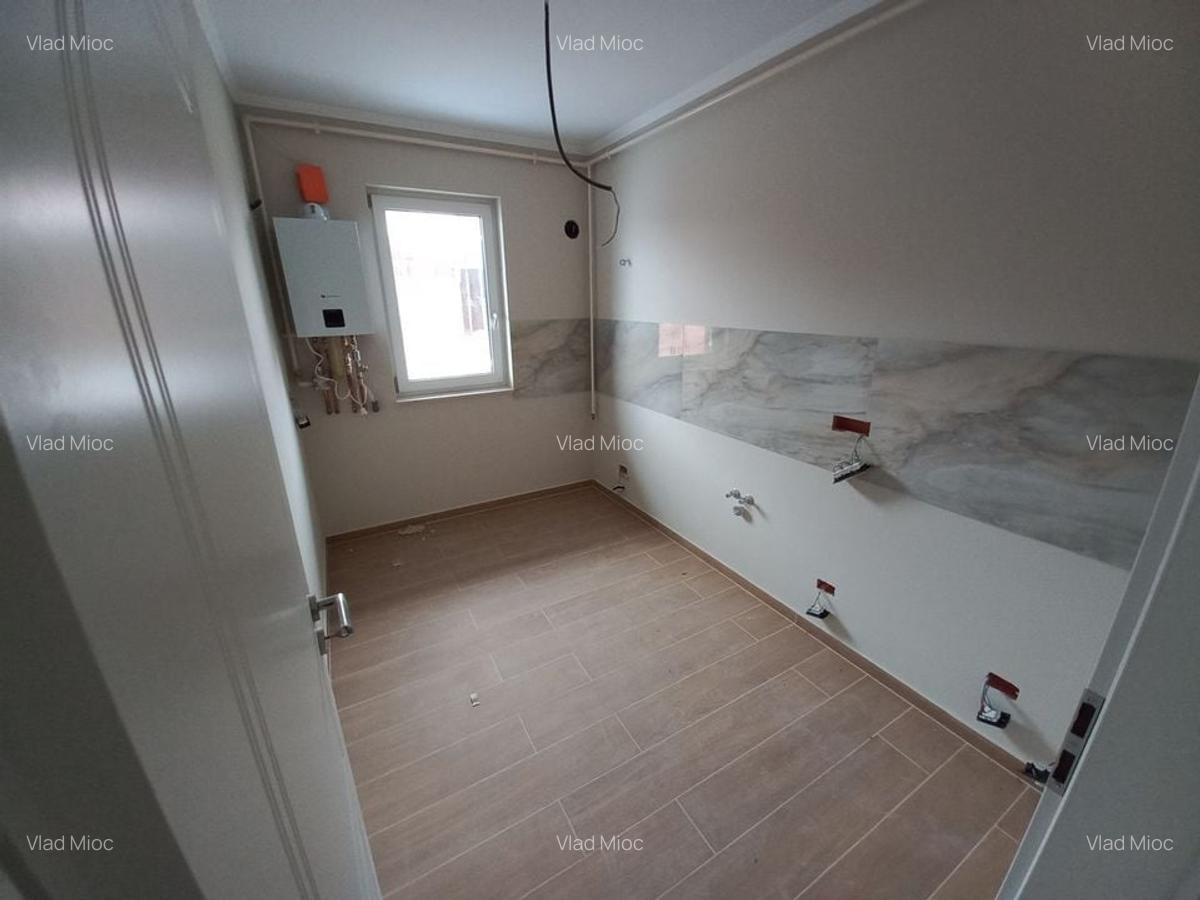 Apartament cu 2 camere decomandat în Girocului - 4