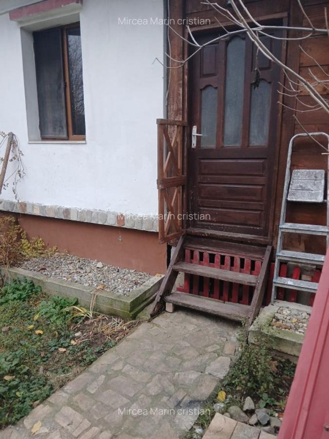 De vanzare casa +teren relati la t - 6