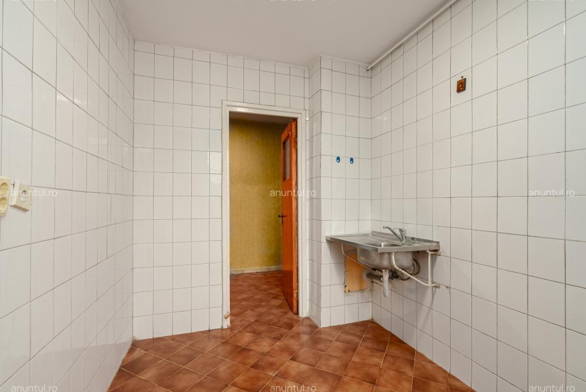 Drumul Taberei - 3 camere - Decomandat - Metrou Raul Doamnei - 9