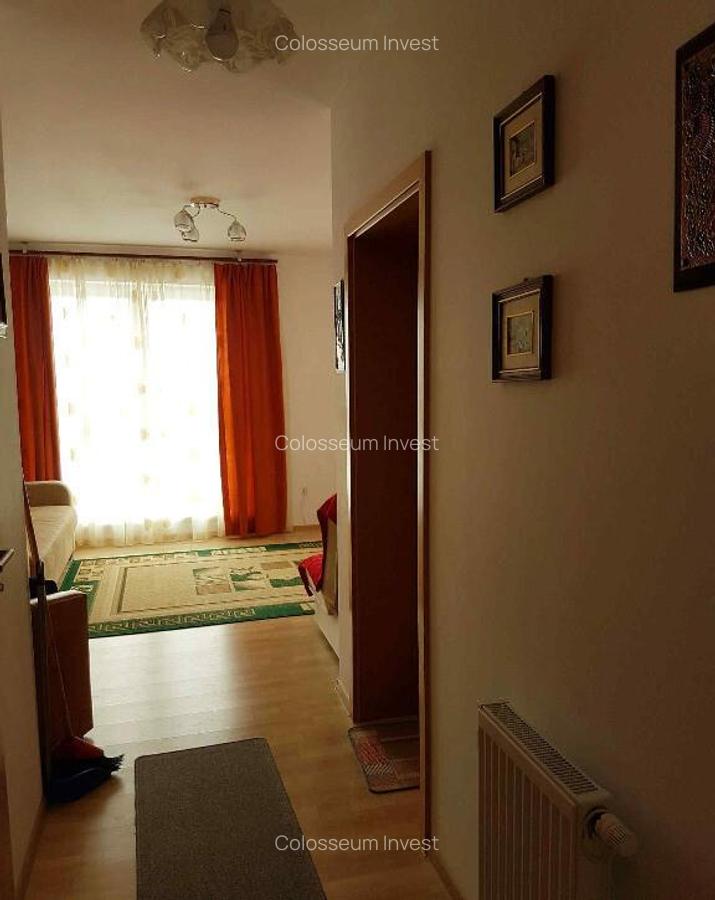 Apartament 2 camere, decomandat - zona Tractorul - 5