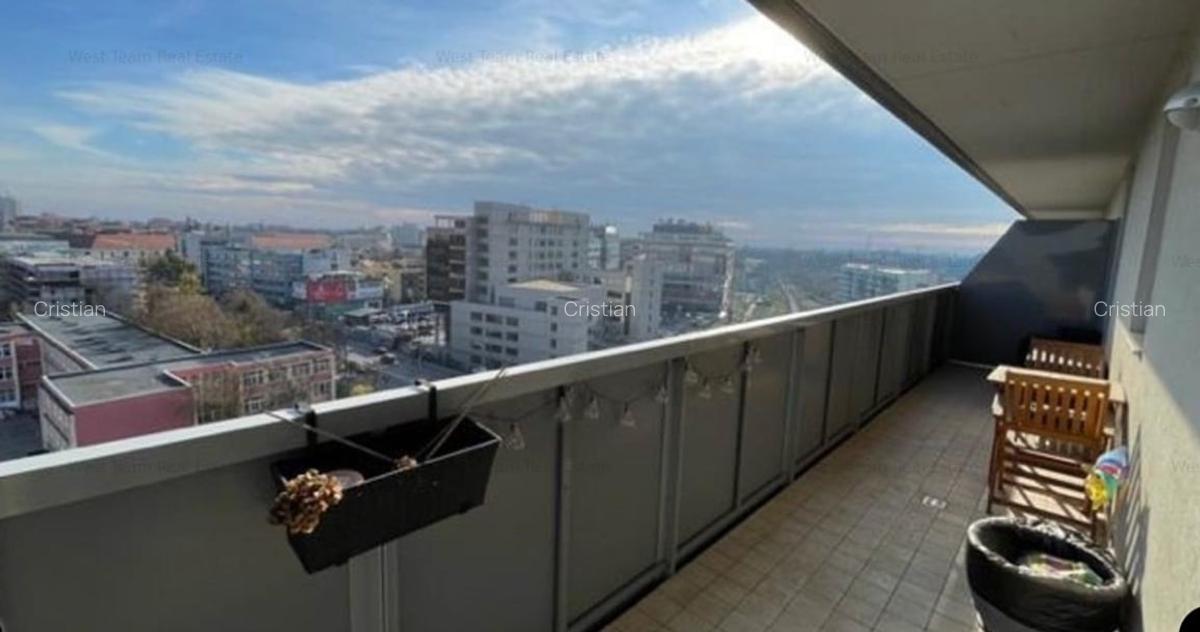 Apartament cu 3 camere decomandat în Central - 2