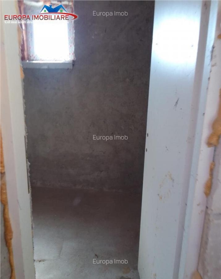 Casa P M si teren intravilan de in localitatea Patlageanca- - 6