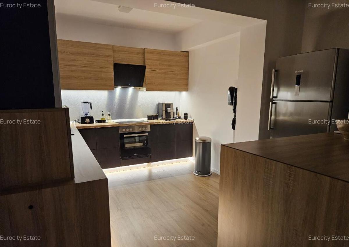 Otopeni/Polona,3 camere,150 mp,mobilat si utilat lux,scara interioara - 13