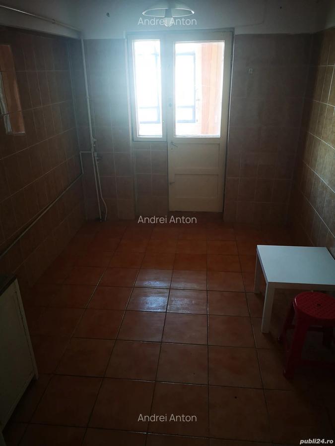 Apartament de vanzare - 5