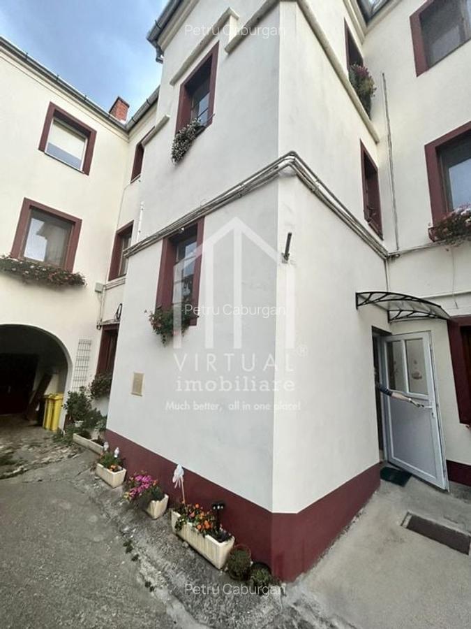 Apartament la casa cu 4 camere, decomandat,pivnita |zona Ultracentrala - 1