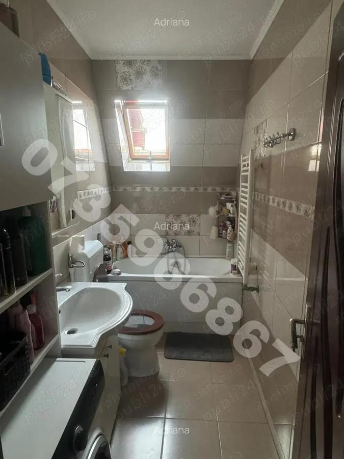 De vanzare apartament cu 3 camere , decomandat , in zona Girocului - 1