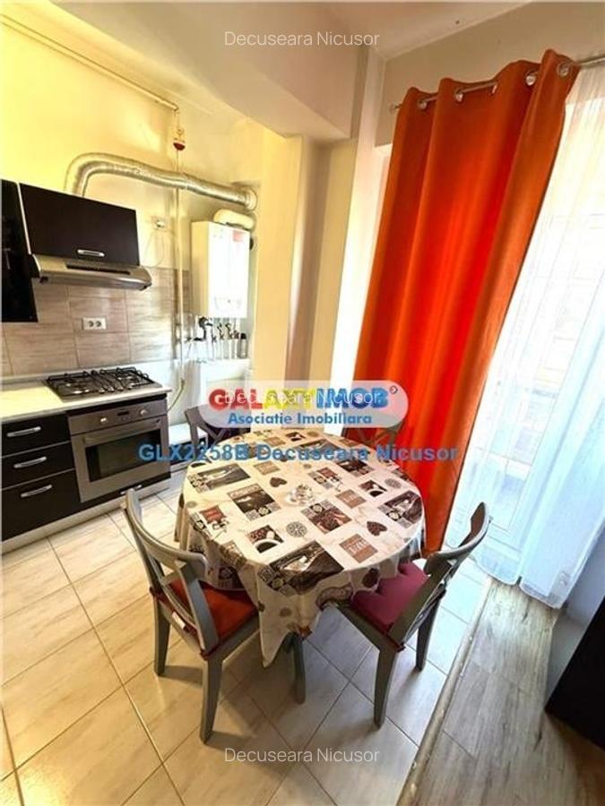 Apartament 2 camere, mobilat, utilat in Militari Residence 380 Euro - 9